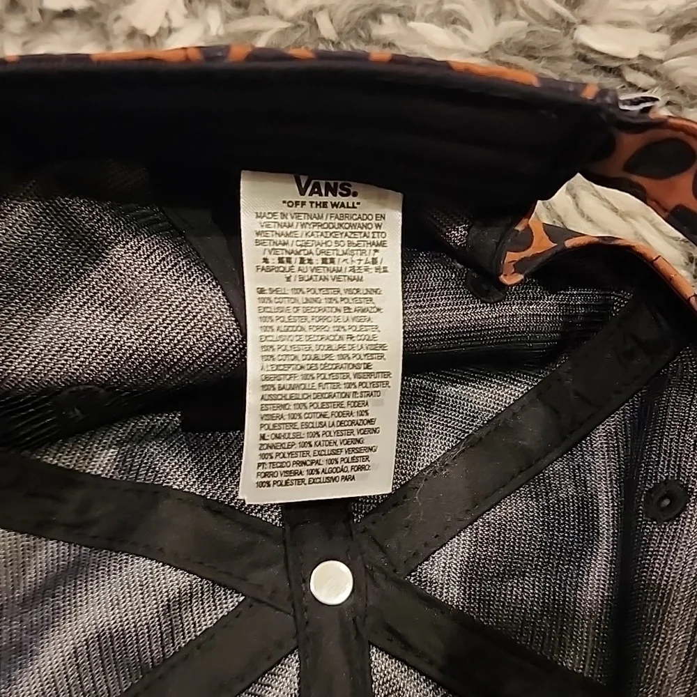 VANS BASKETBALL HAT ANIMAL PRINT BROWN/BLACK ONE SIZE ,PRE-OWNED - Picture 4 of 6